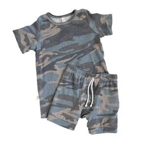 Childhoods Clothing Faded Camo Rib Knit Shorts and Tee Set 5T